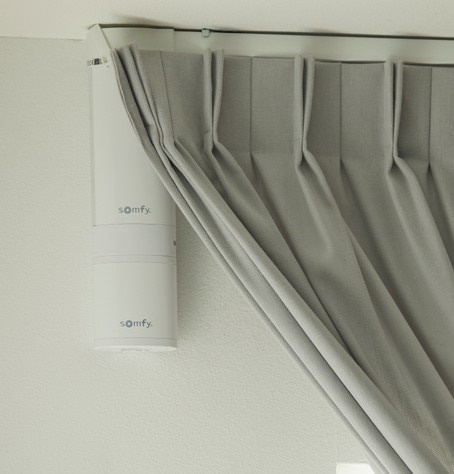 Somfy - curtain track with motor