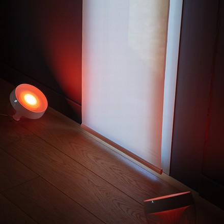philips hue red light buble